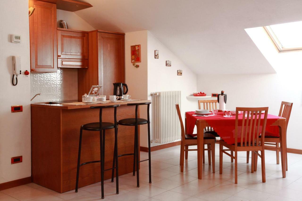 Casa Vacanze Margarita Bergamo Bagian luar foto