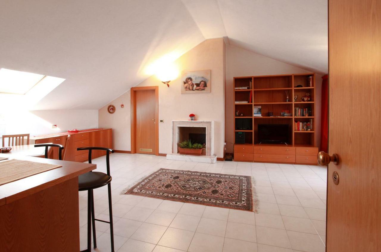 Casa Vacanze Margarita Bergamo Bagian luar foto