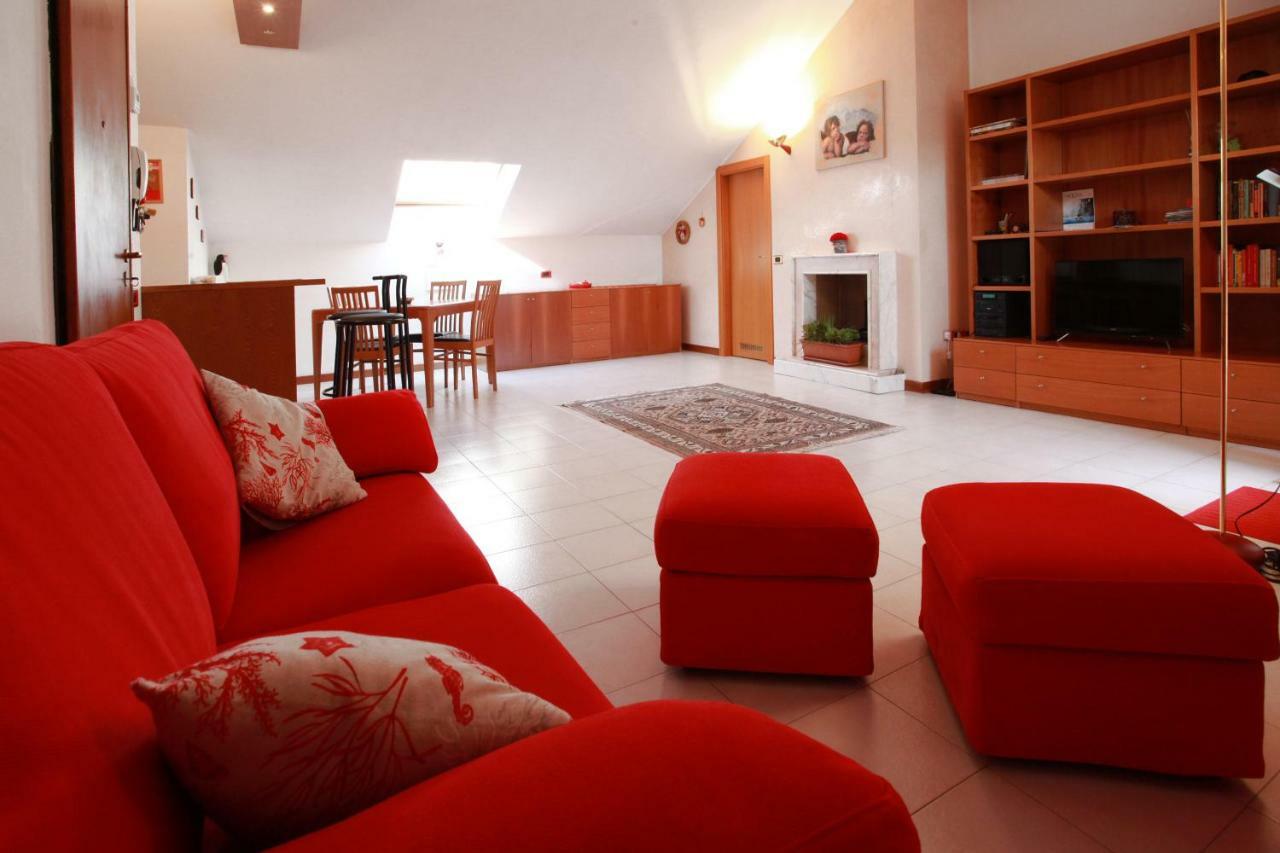 Casa Vacanze Margarita Bergamo Bagian luar foto