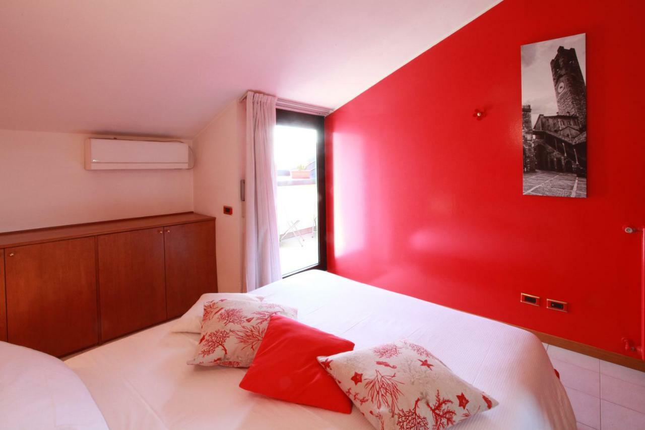 Casa Vacanze Margarita Bergamo Bagian luar foto