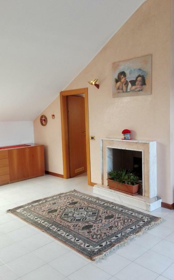 Casa Vacanze Margarita Bergamo Bagian luar foto
