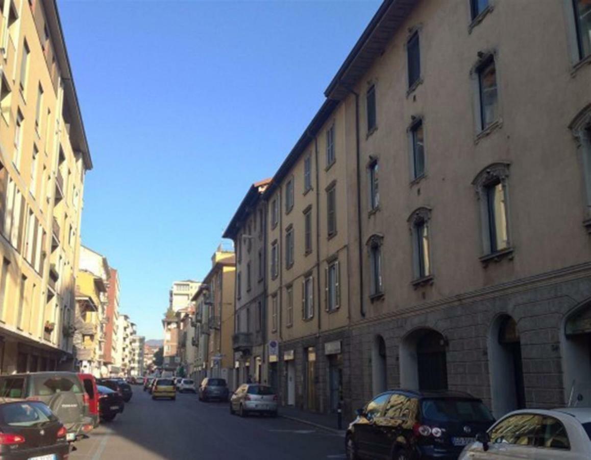 Casa Vacanze Margarita Bergamo Bagian luar foto